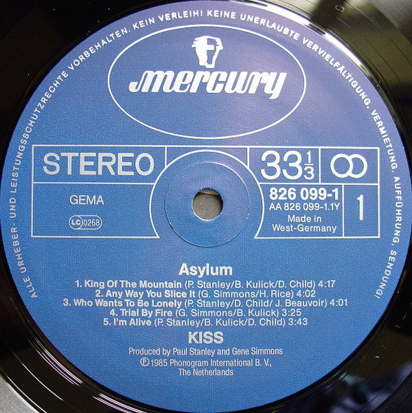 Kiss – Asylum