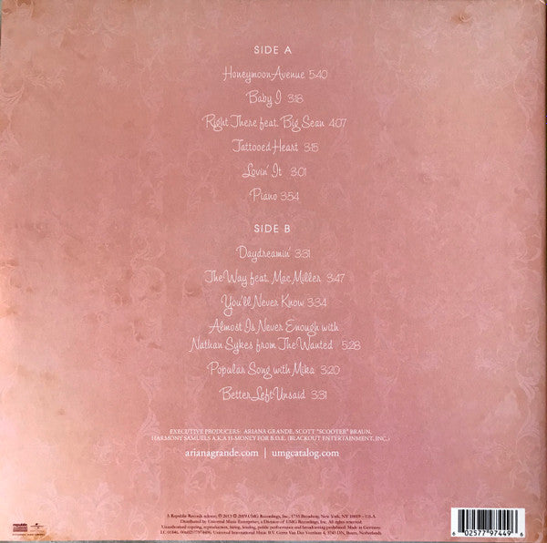 Ariana Grande – Yours Truly , Gatefold
