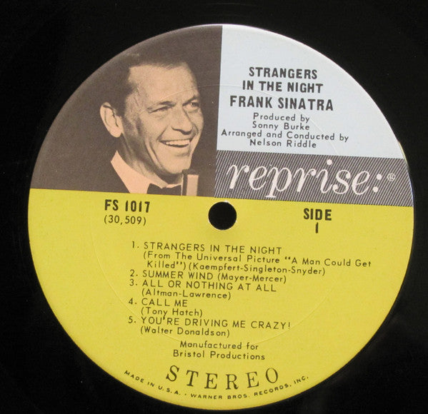 Frank Sinatra – Strangers In The Night
