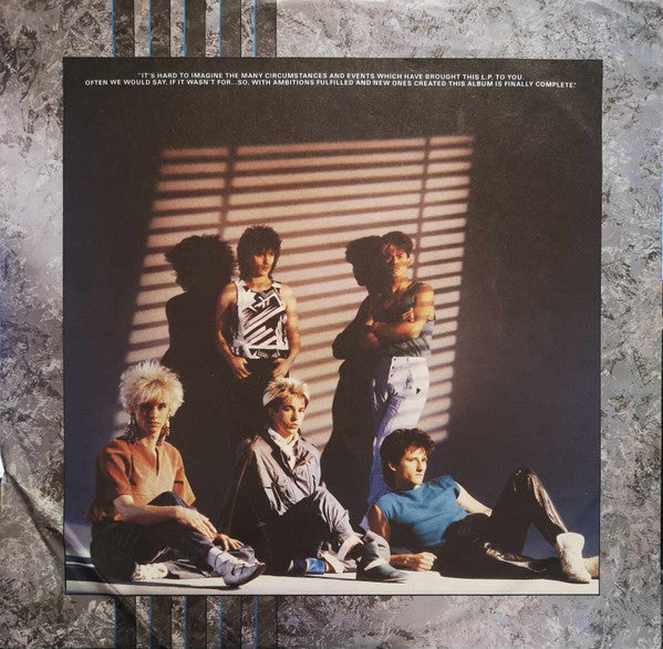 KajaGooGoo – White Feathers