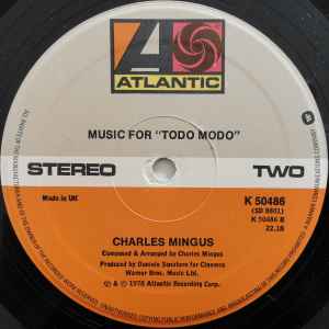Charles Mingus – Cumbia & Jazz Fusion