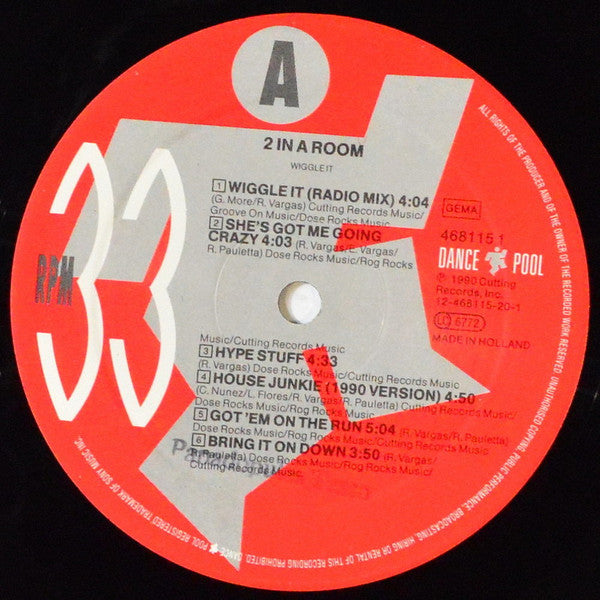 2 In A Room – Wiggle It