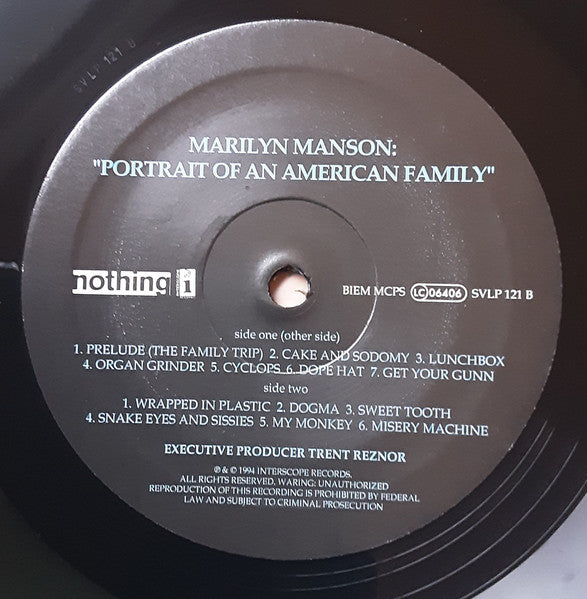 Marilyn Manson – Portrait Of An American Family