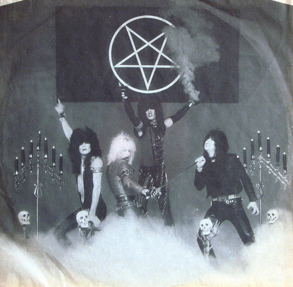 Mötley Crüe – Too Fast For Love