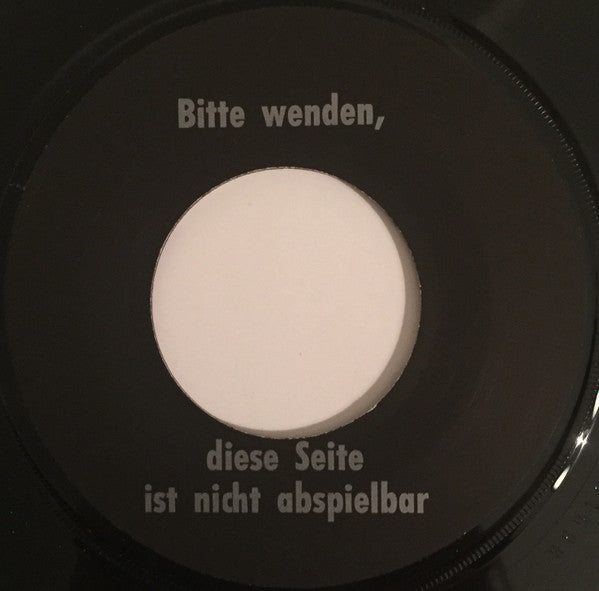 Hozan Yamamoto · Charlie Mariano · Juan José Mosalini* · Krzesimir Debski* · Alfred Harth · Karl Berger · Peter Kowald · Ken Johnson (30) · Ponda O'Bryan · Trilok Gurtu · Barry Altshul* – World·Music·Meeting