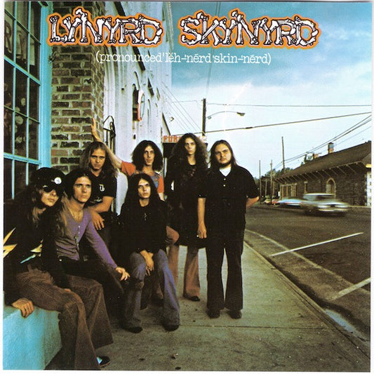 Lynyrd Skynyrd – (Pronounced 'Lĕh-'nérd 'Skin-'nérd)